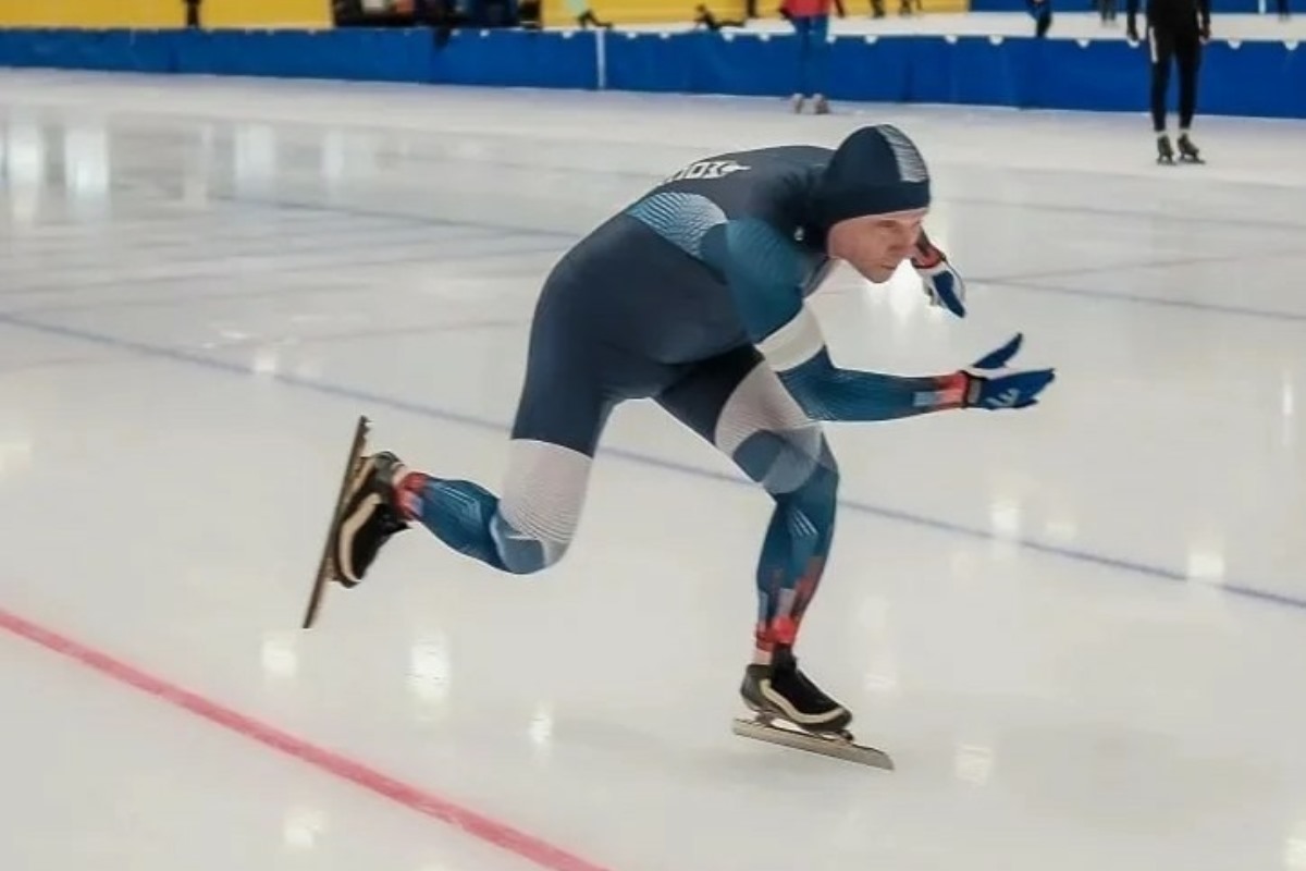 Тверские конькобежцы завоевали 10 медалей на «Мемориале Евгения Гришина» в Москве