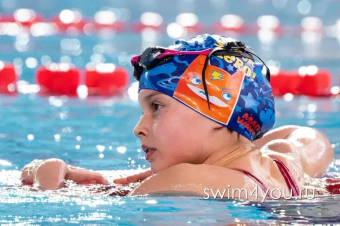 Юная пловчиха из Тверской области стала одной из героинь всероссийских соревнований