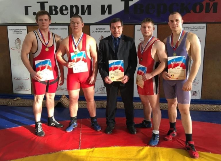 «Раньше предлагали роли бандитов – я отказывался»: тверской тренер снялся  в новом спортивном сериале