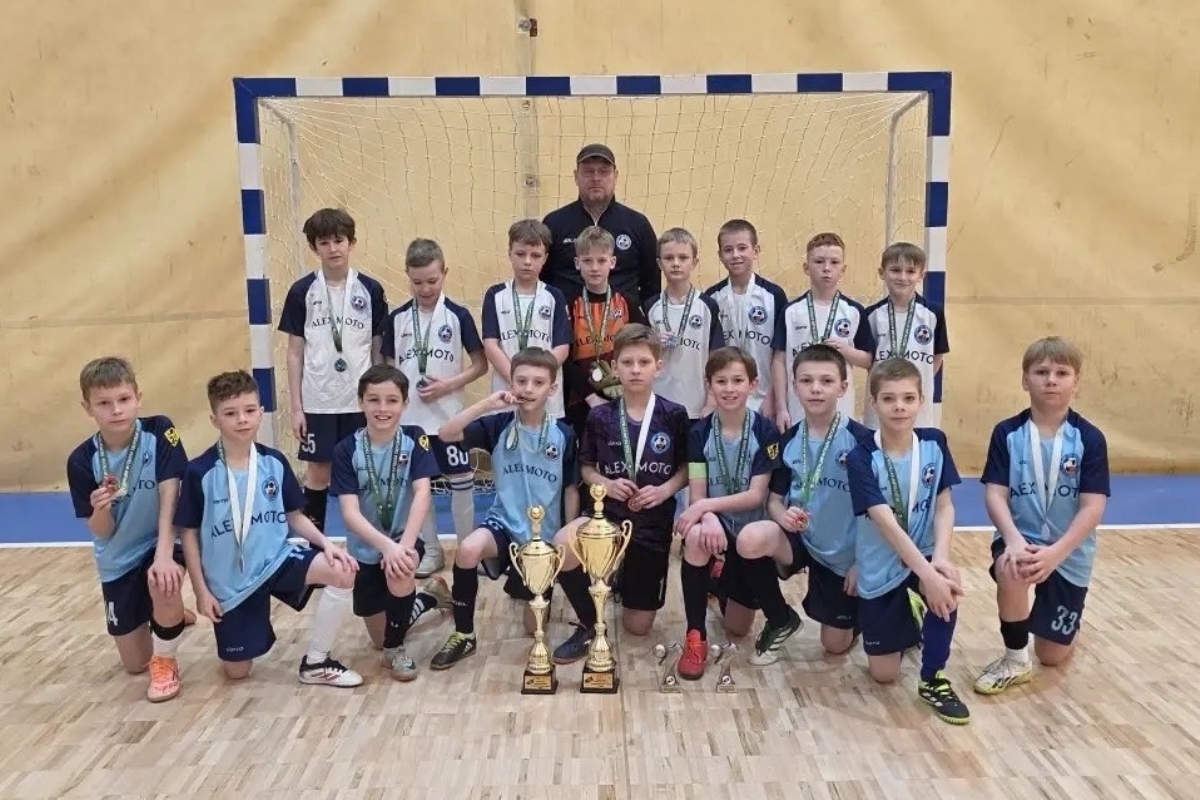 Рекордсмен тверской «Волги» привел воспитанников к триумфу на первенстве области