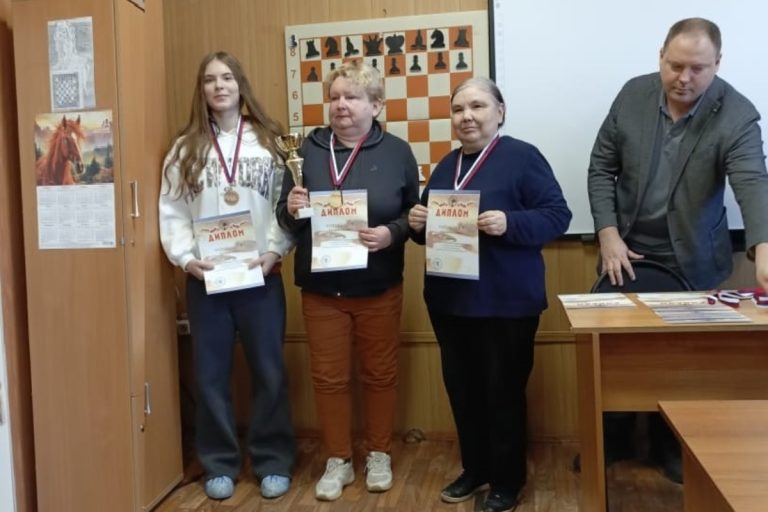 Тверские шашисты триумфально выступили на чемпионате и первенстве ЦФО