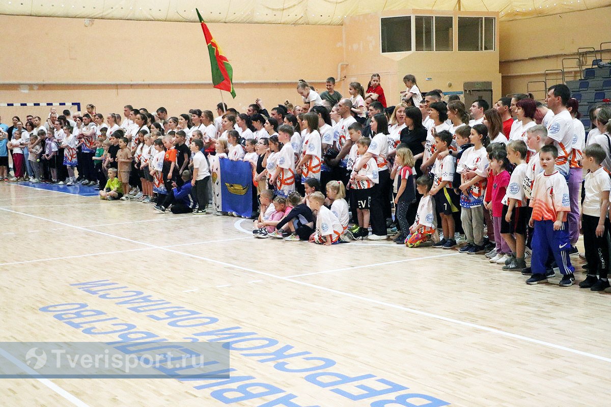 Вместе за спорт! В Тверской области семьи установили новые рекорды