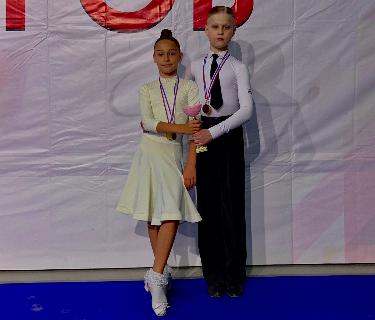 Тверские танцоры успешно выступили на российском турнире «Фестиваль Гран При»