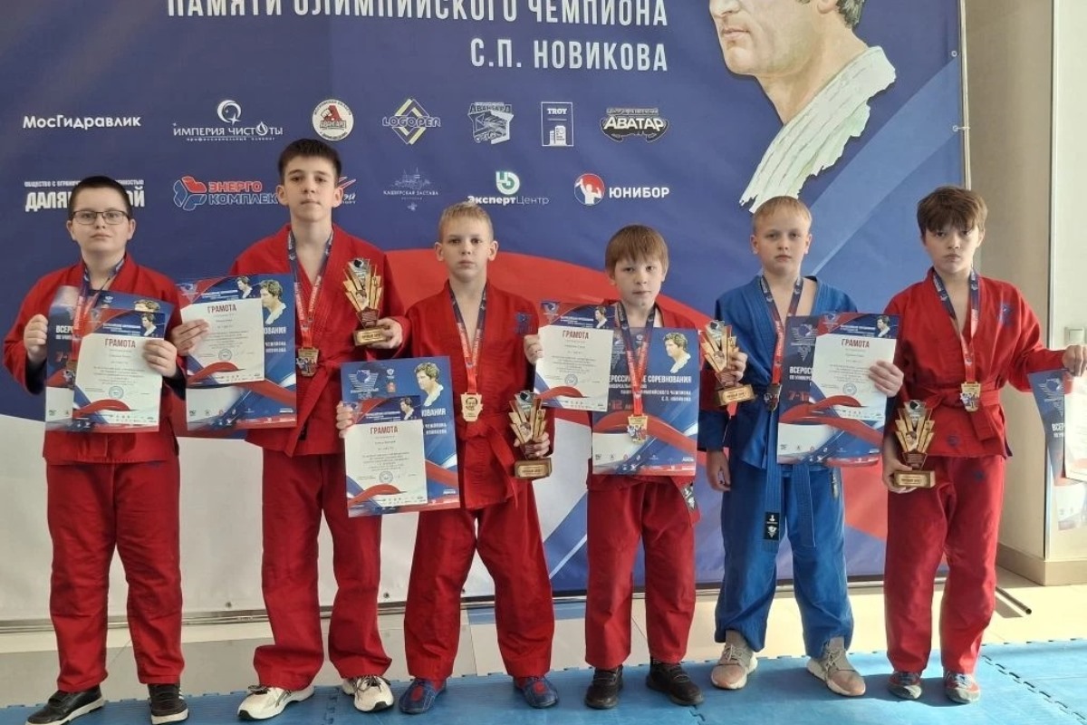 Универсальные бойцы Тверской области покорили всероссийский пьедестал почета