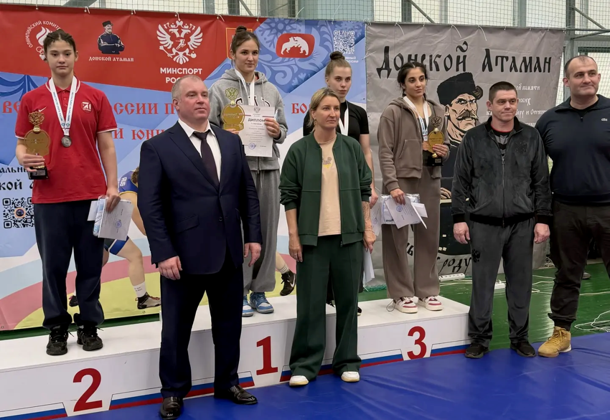 Девушки-борцы из Тверской области поднялись на пьедестал первенства России