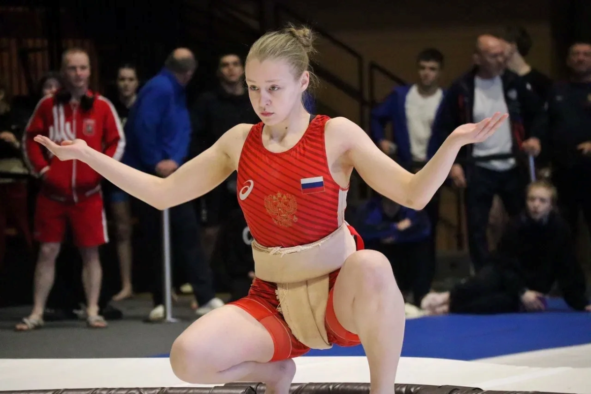 «Мама, молодец!»: двухлетняя Василиса вдохновила тверскую спортсменку на чемпионате России по сумо