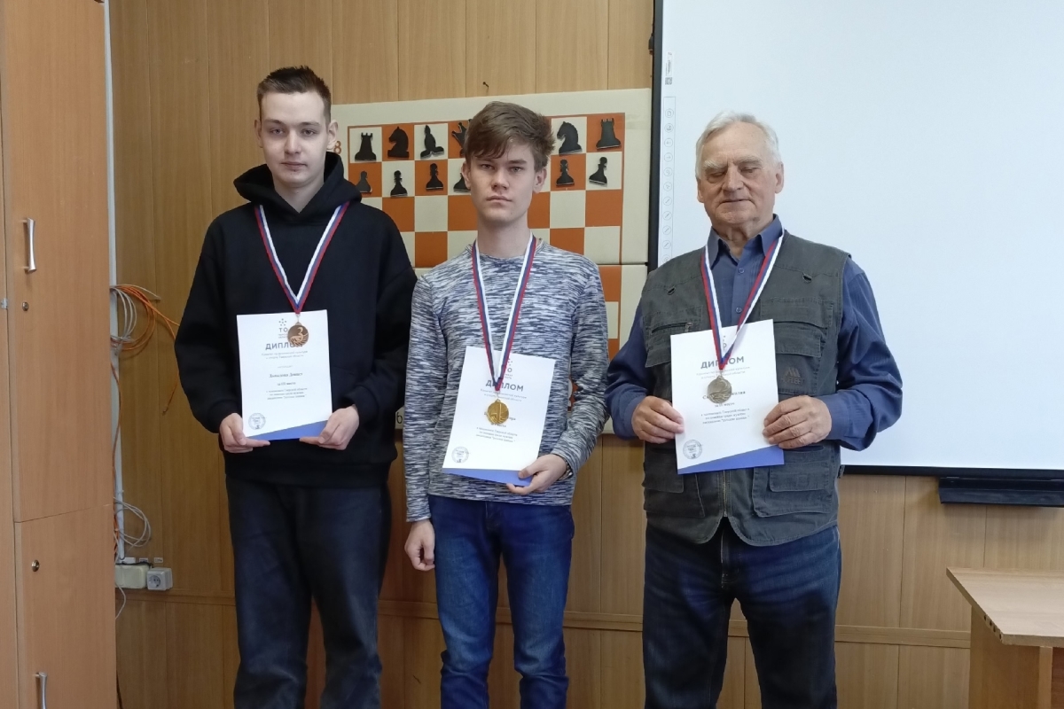 Названы чемпионы и призеры Тверской области по русским шашкам
