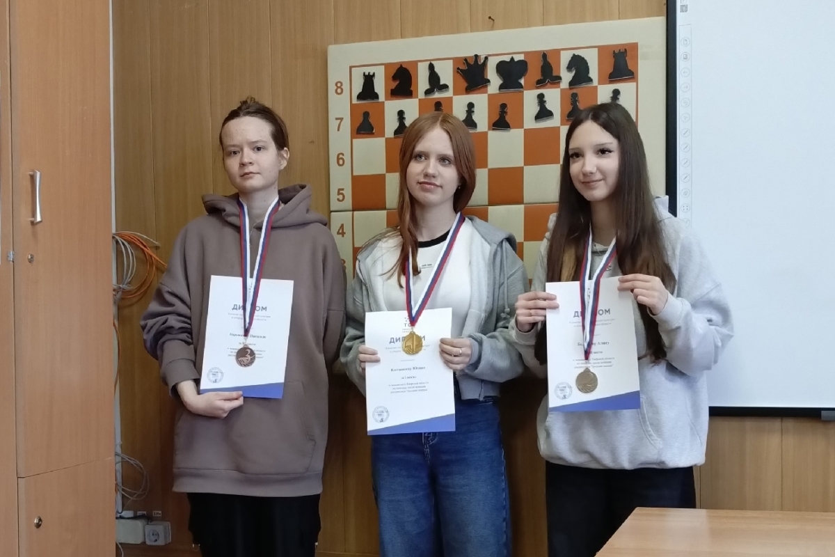 Названы чемпионы и призеры Тверской области по русским шашкам