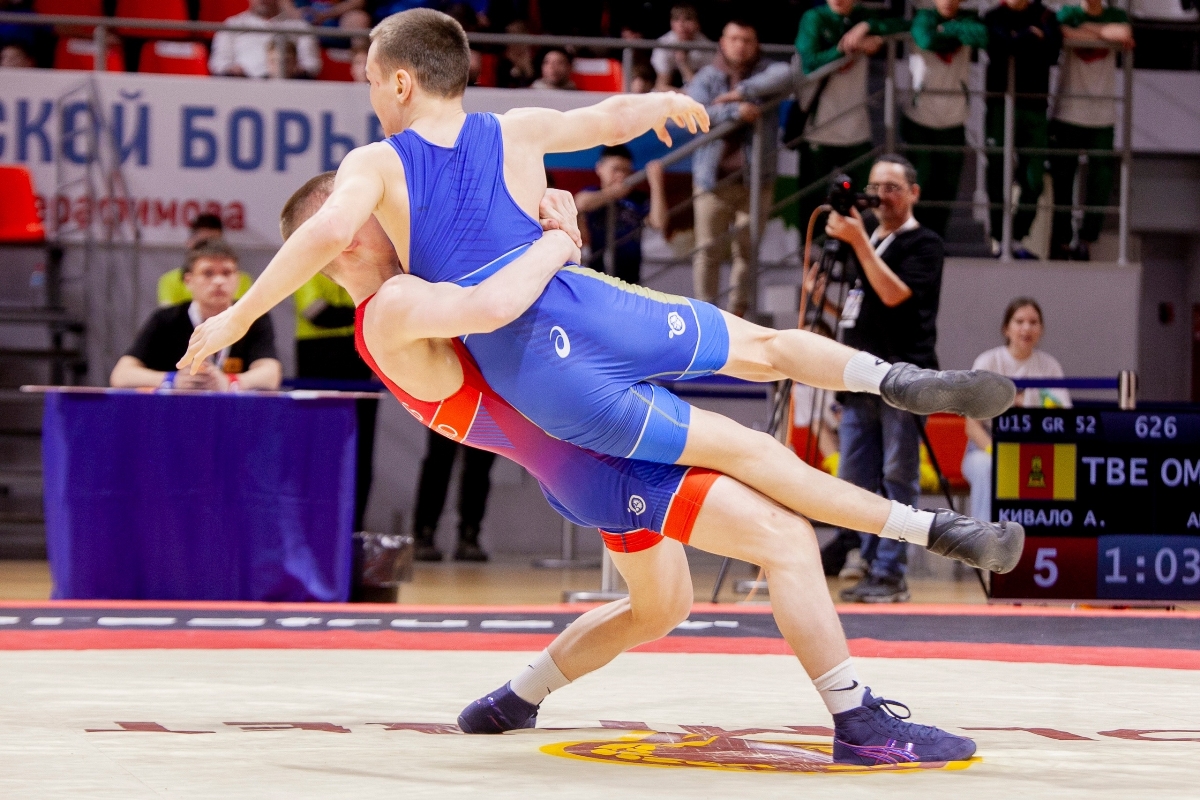 8 лет спустя: тверской борец покорил пьедестал первенства России