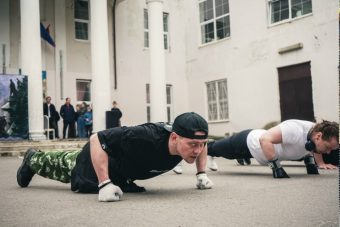 30396 отжиманий за пять часов! В Тверской области перевыполнили «Рекорд Победы» 30396 отжиманий за пять часов! В Тверской области перевыполнили «Рекорд Победы»