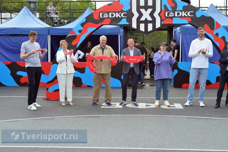 Площадка, объединяющая поколения: тверской Центр уличного баскетбола отмечает день рождения