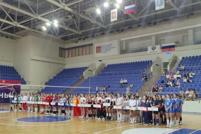 Всероссийский уровень: тверские волейболистки – в топ-7 «Серебряного мяча»