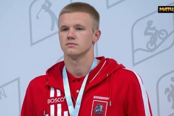 Пловец из Твери поднялся на пьедестал Спартакиады народов России Пловец из Твери поднялся на пьедестал Спартакиады народов России