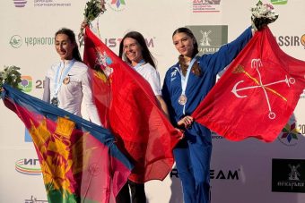 Опять третья: Таисия Дмитриева обратилась за помощью к магам и психологам Опять третья: Таисия Дмитриева обратилась за помощью к магам и психологам