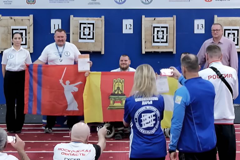 Ветеран СВО из Твери стал абсолютным чемпионом России по метанию ножа