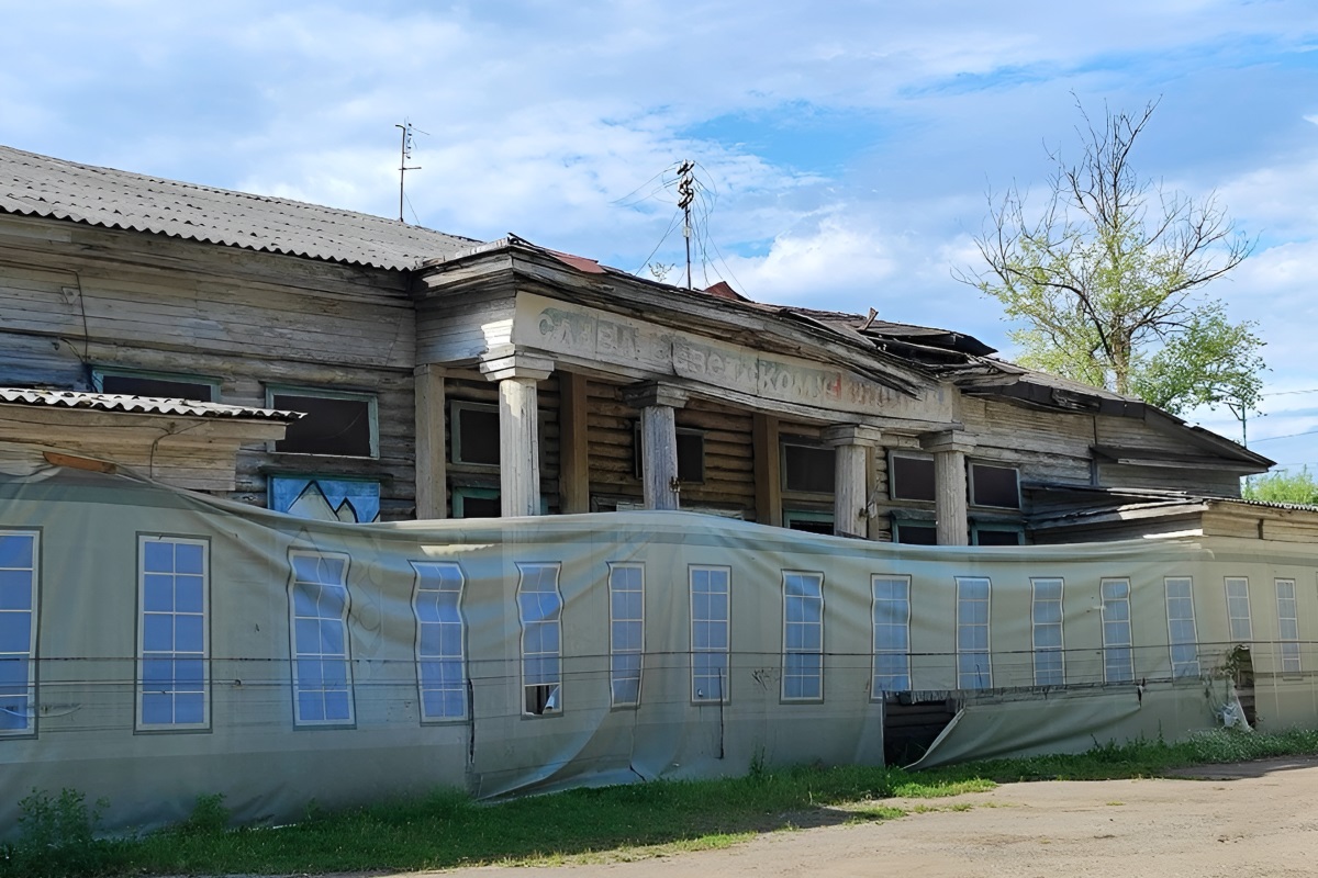 В Твери сгорело уникальное спортивное здание